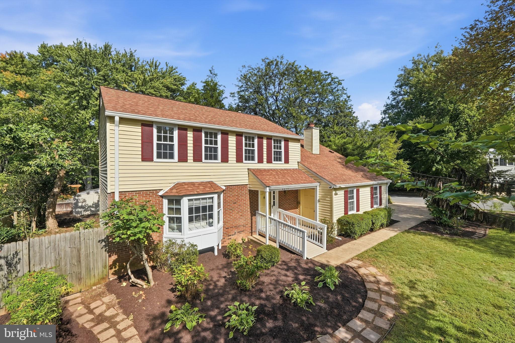 6512 CAPE COURT