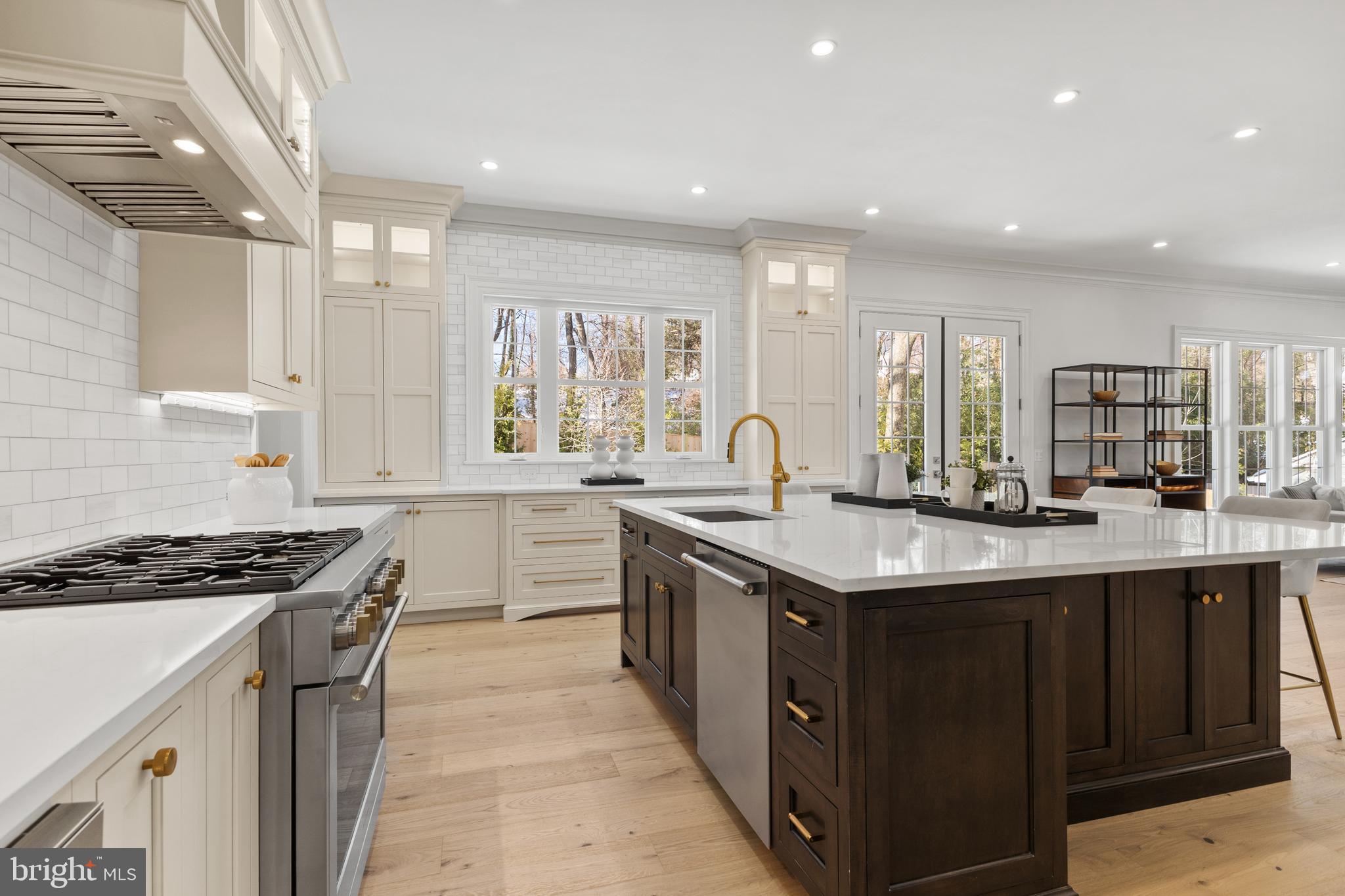 WELLINGTON - Residential