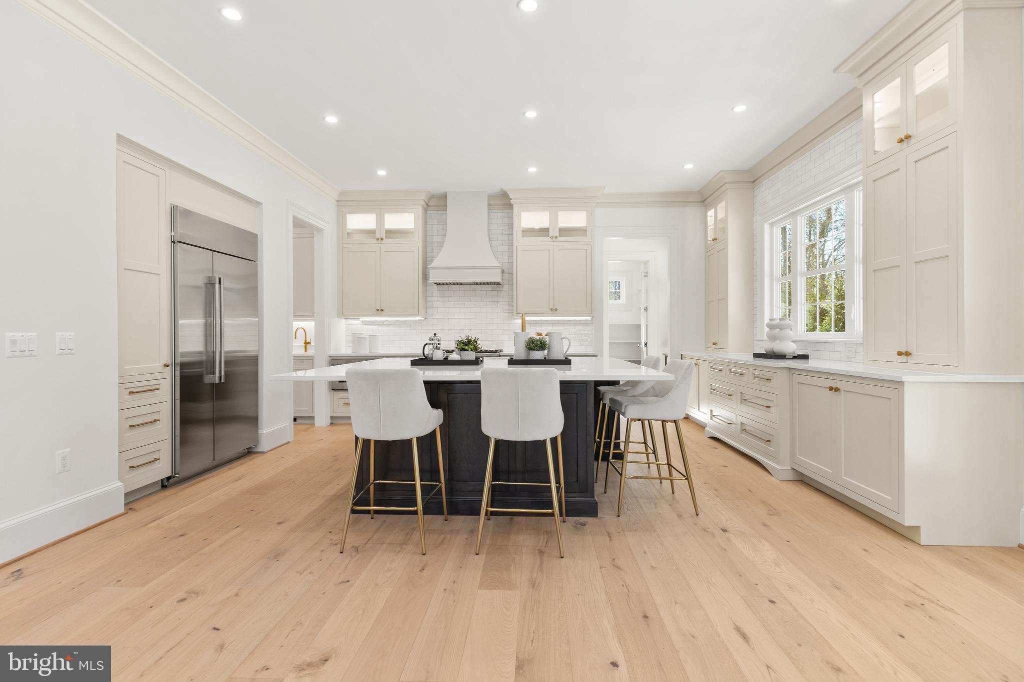 WELLINGTON - Residential