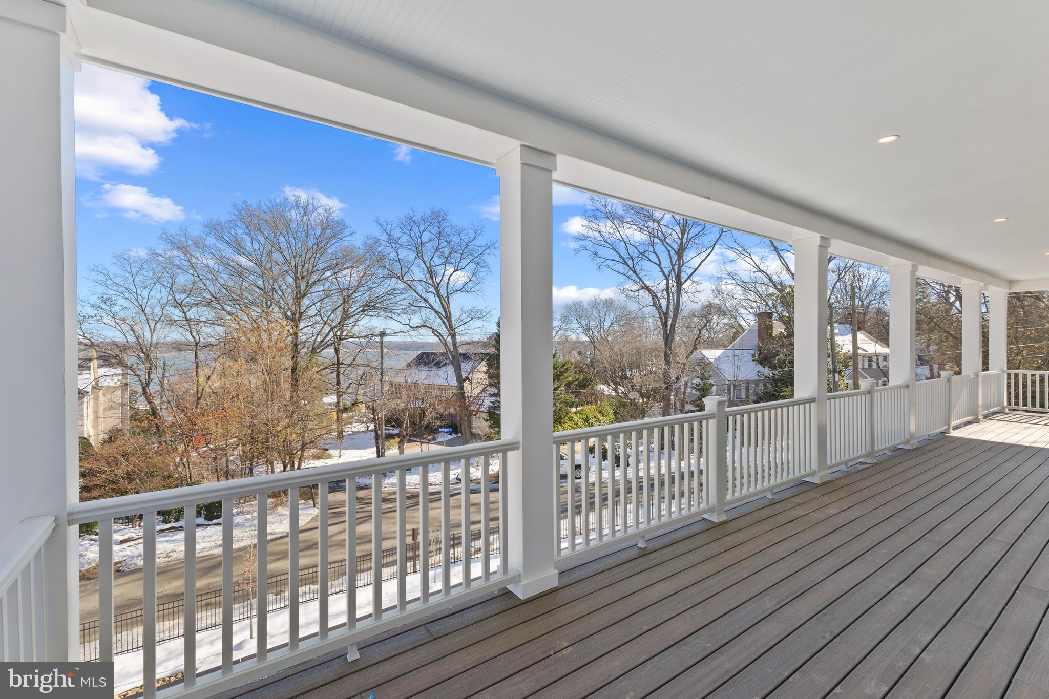 WELLINGTON - Residential