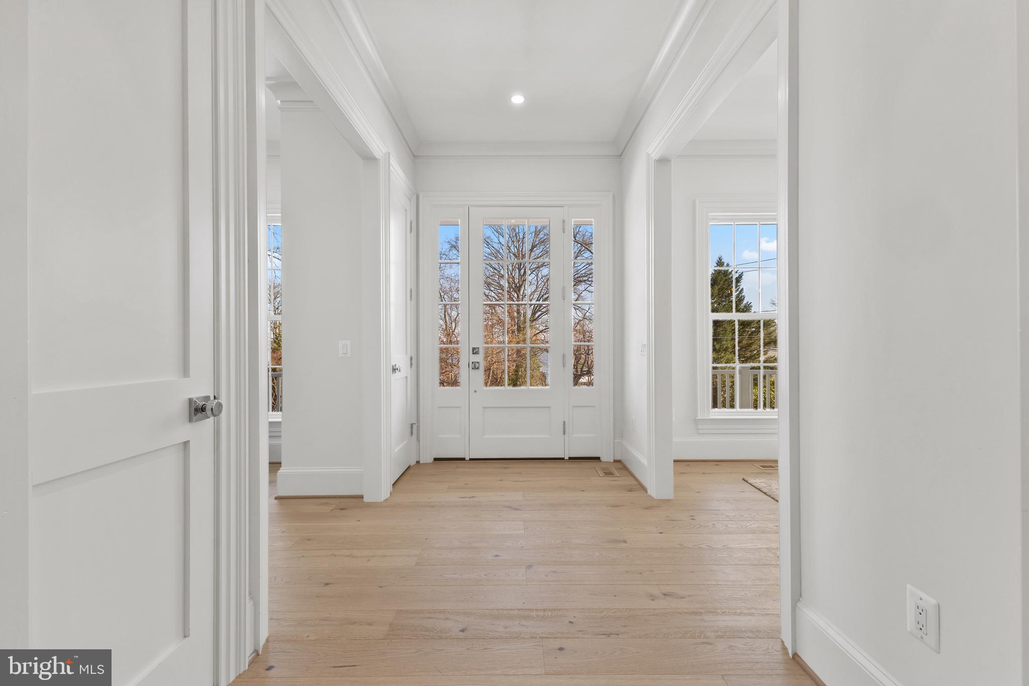 WELLINGTON - Residential