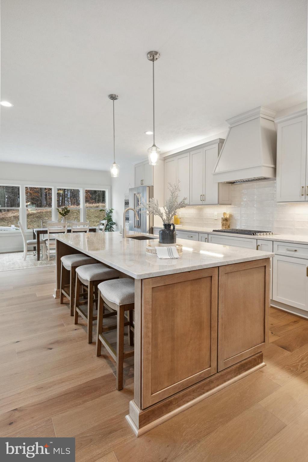 OAKWOOD - Residential