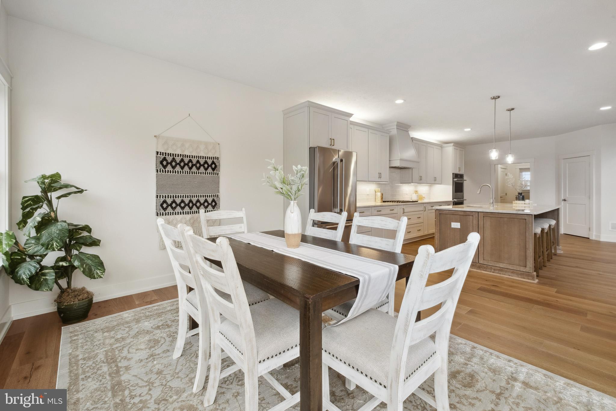 OAKWOOD - Residential