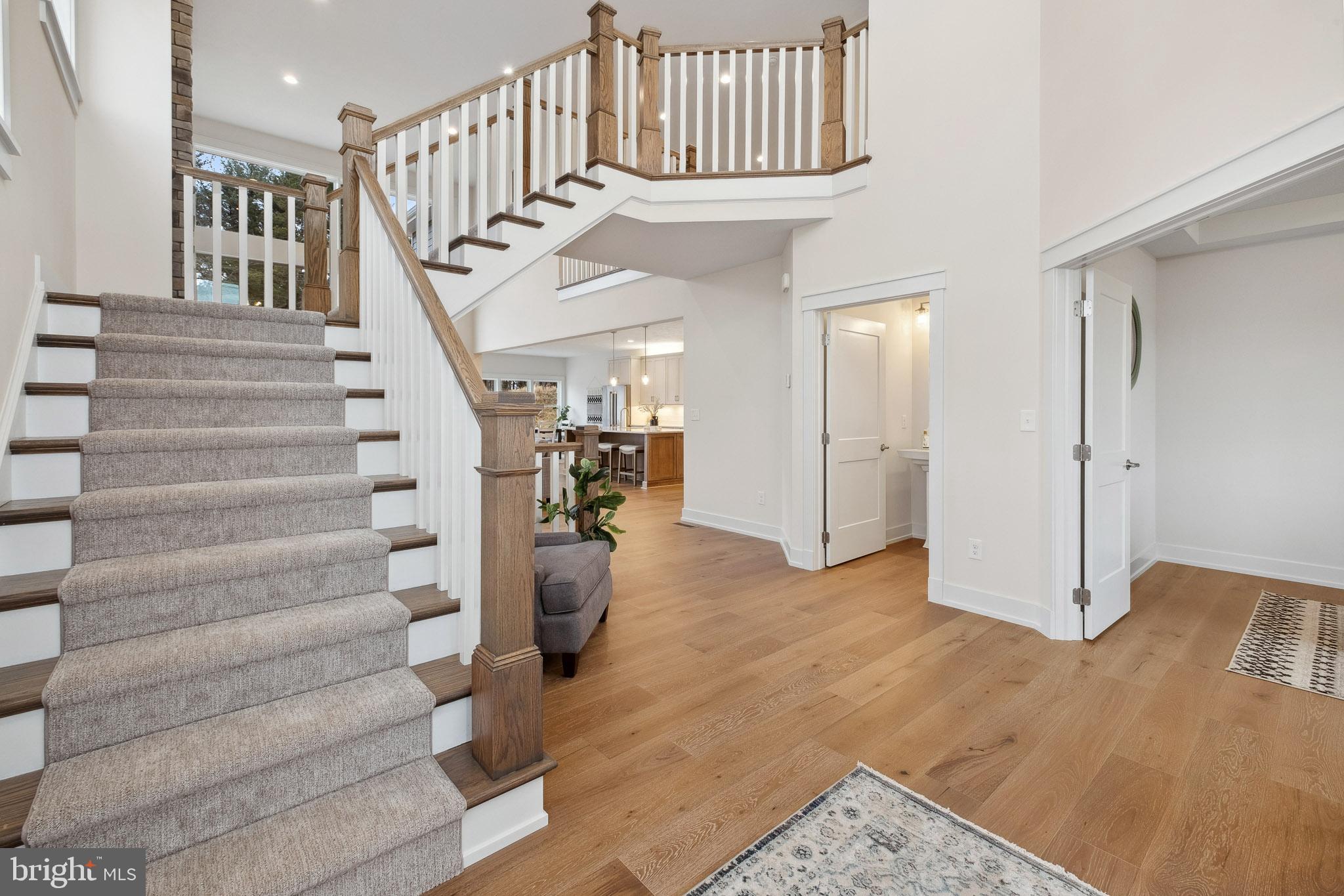 OAKWOOD - Residential