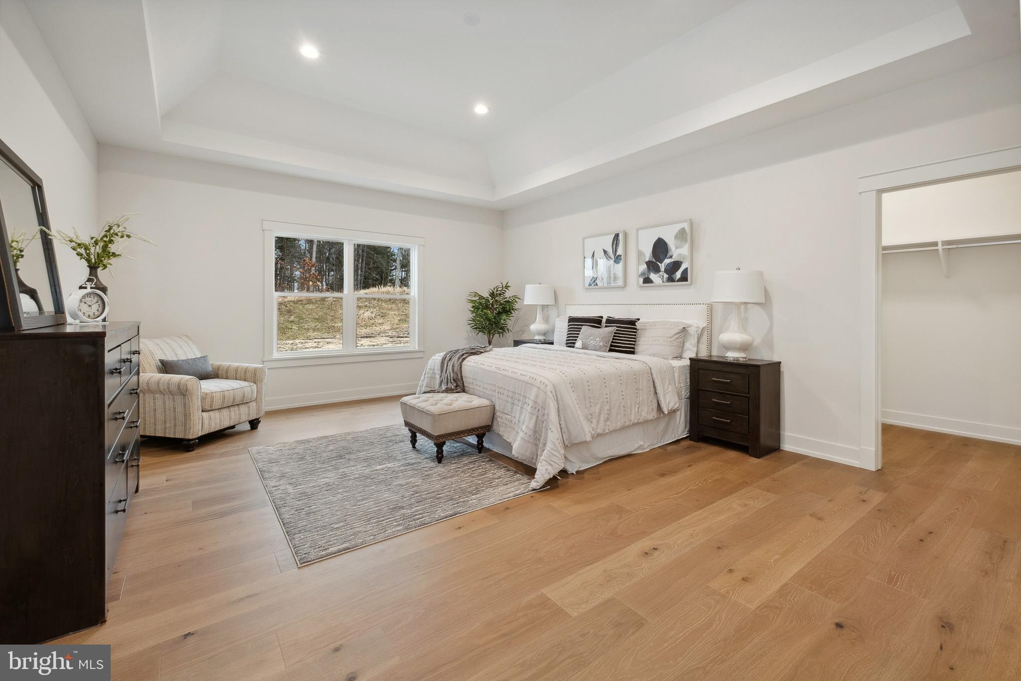 OAKWOOD - Residential
