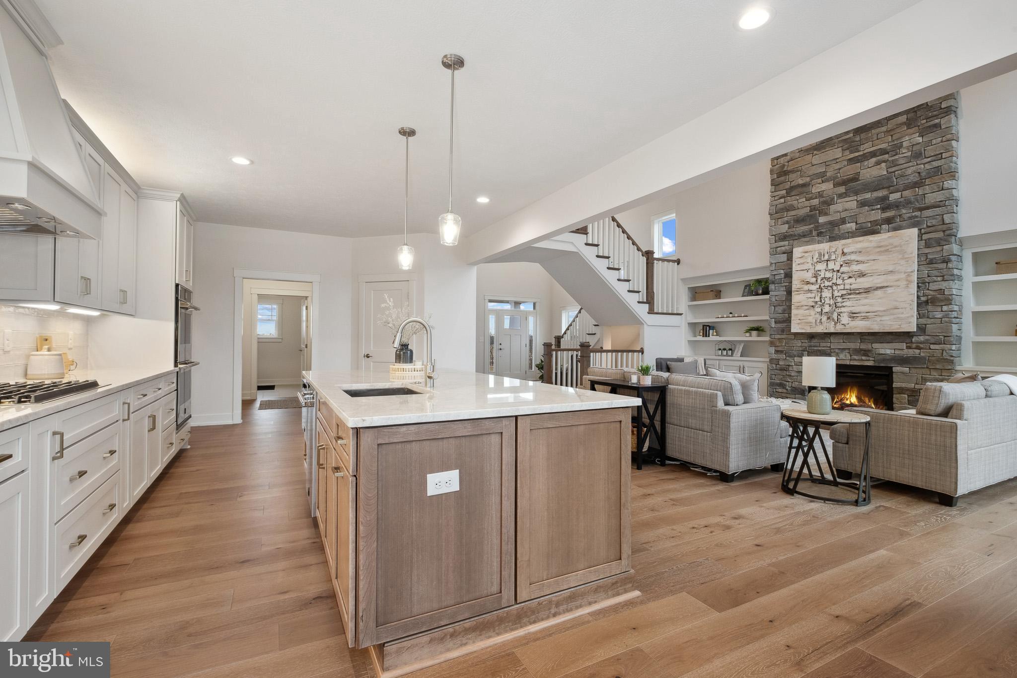 OAKWOOD - Residential