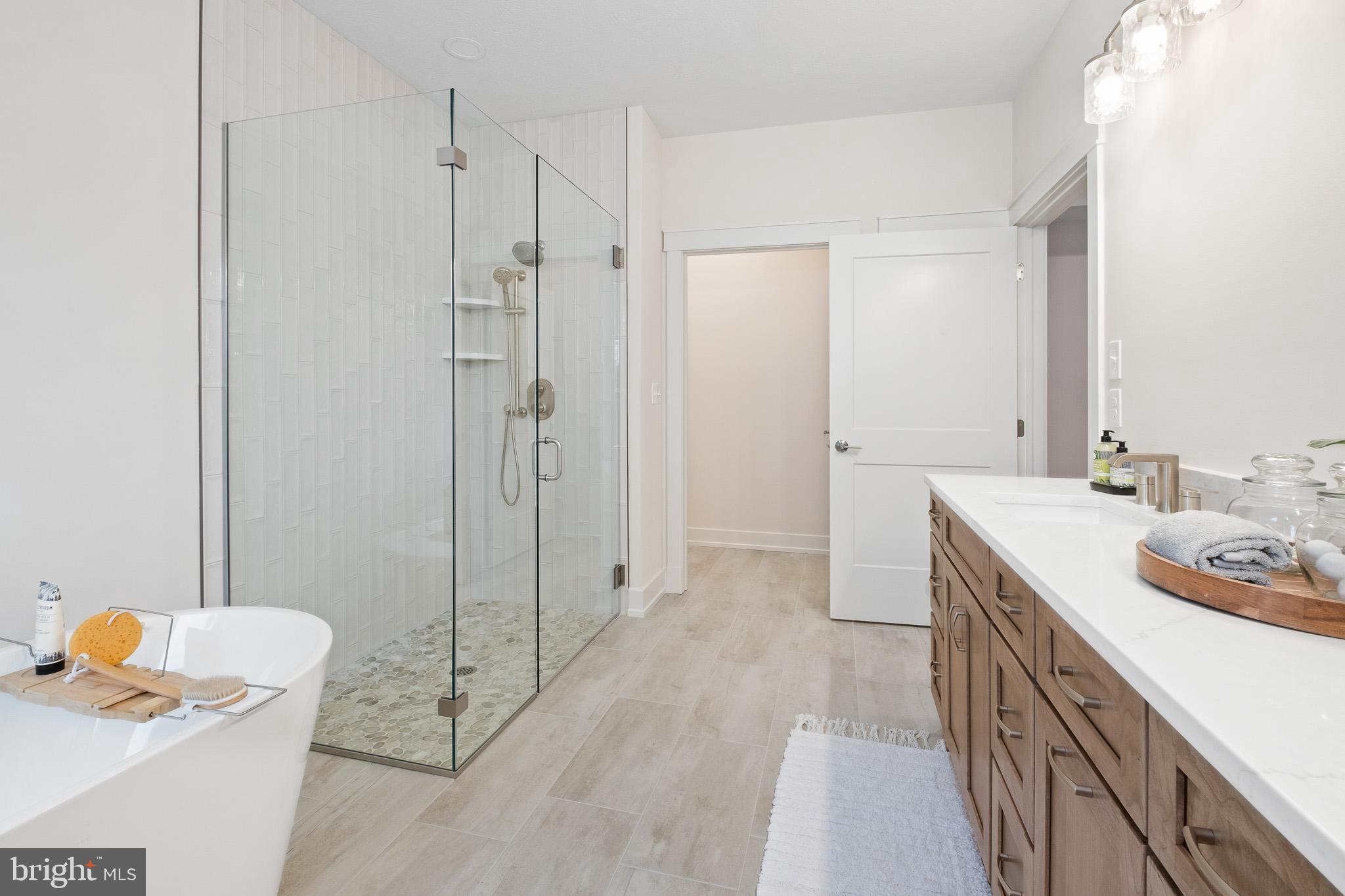 OAKWOOD - Residential