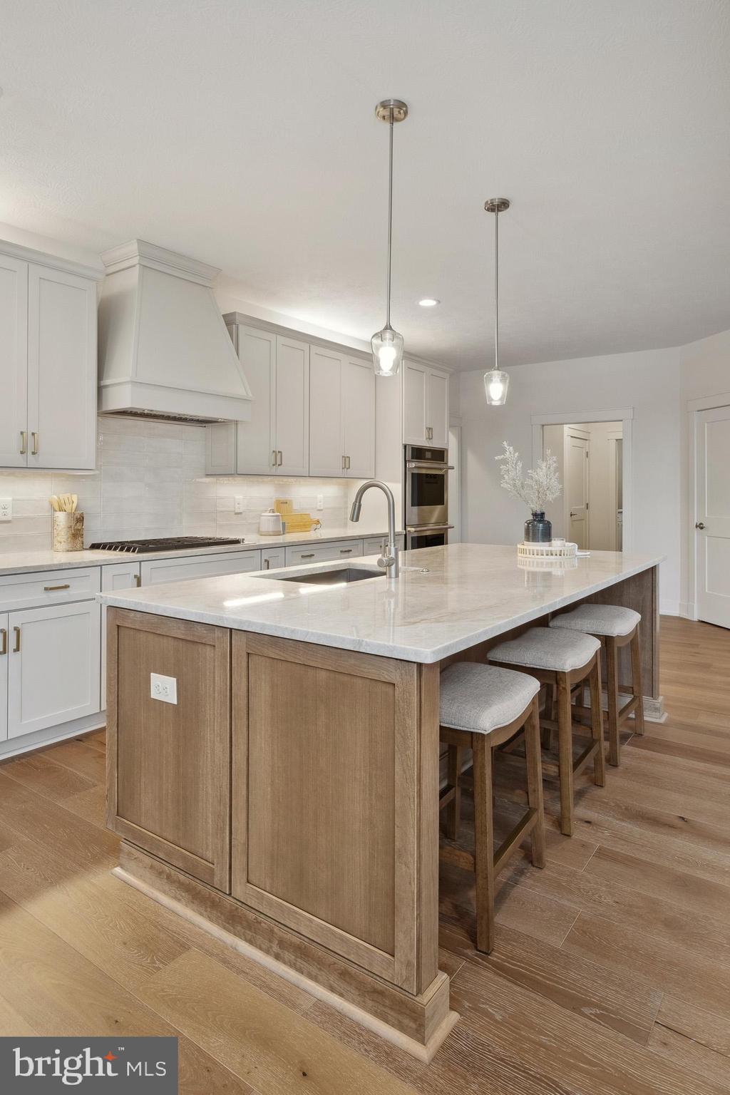 OAKWOOD - Residential