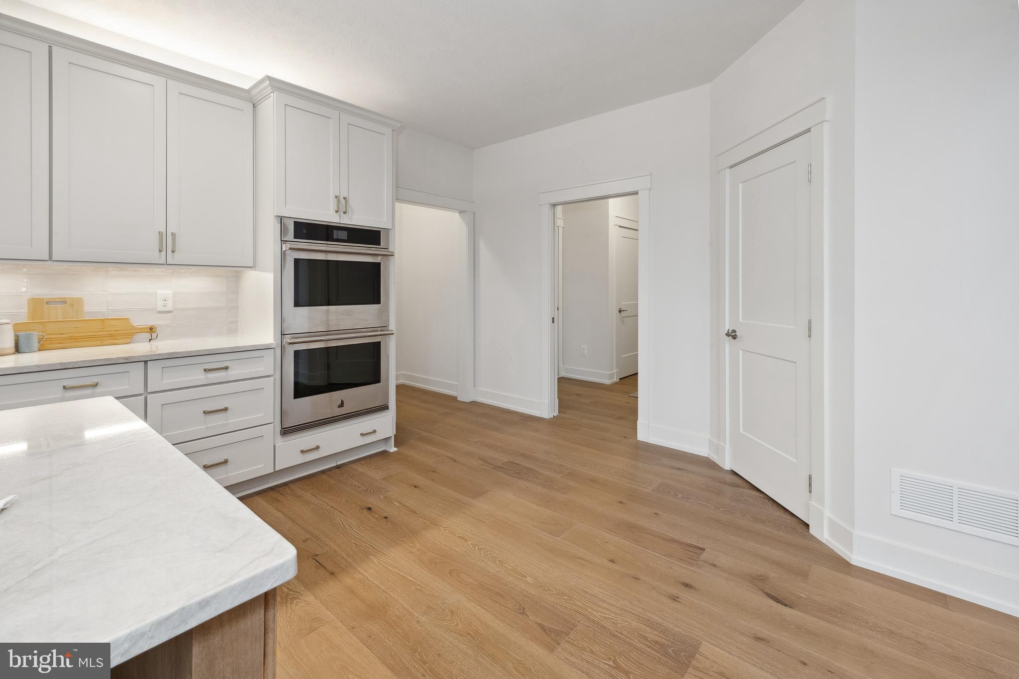 OAKWOOD - Residential