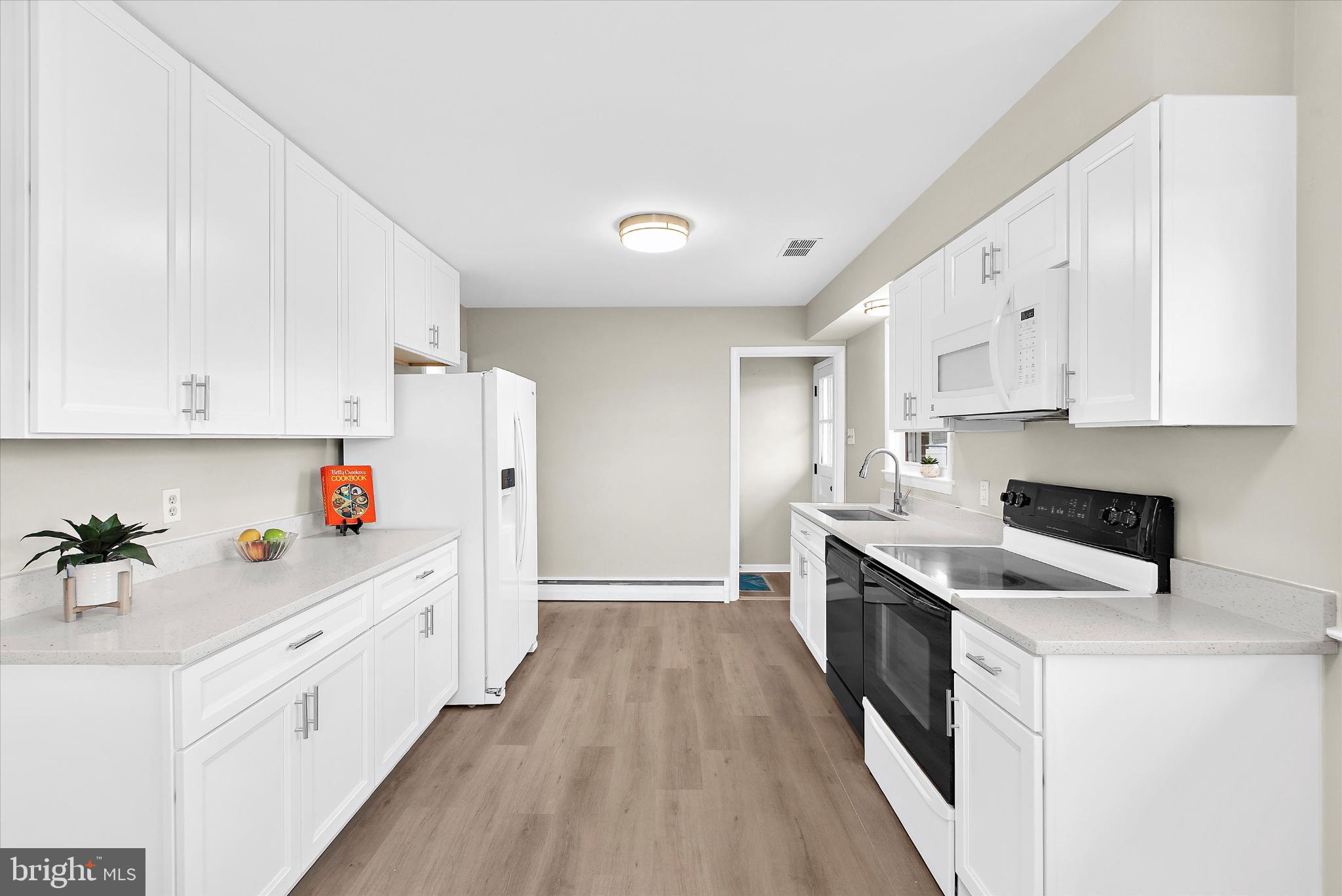 SUNSET BEACH - Residential