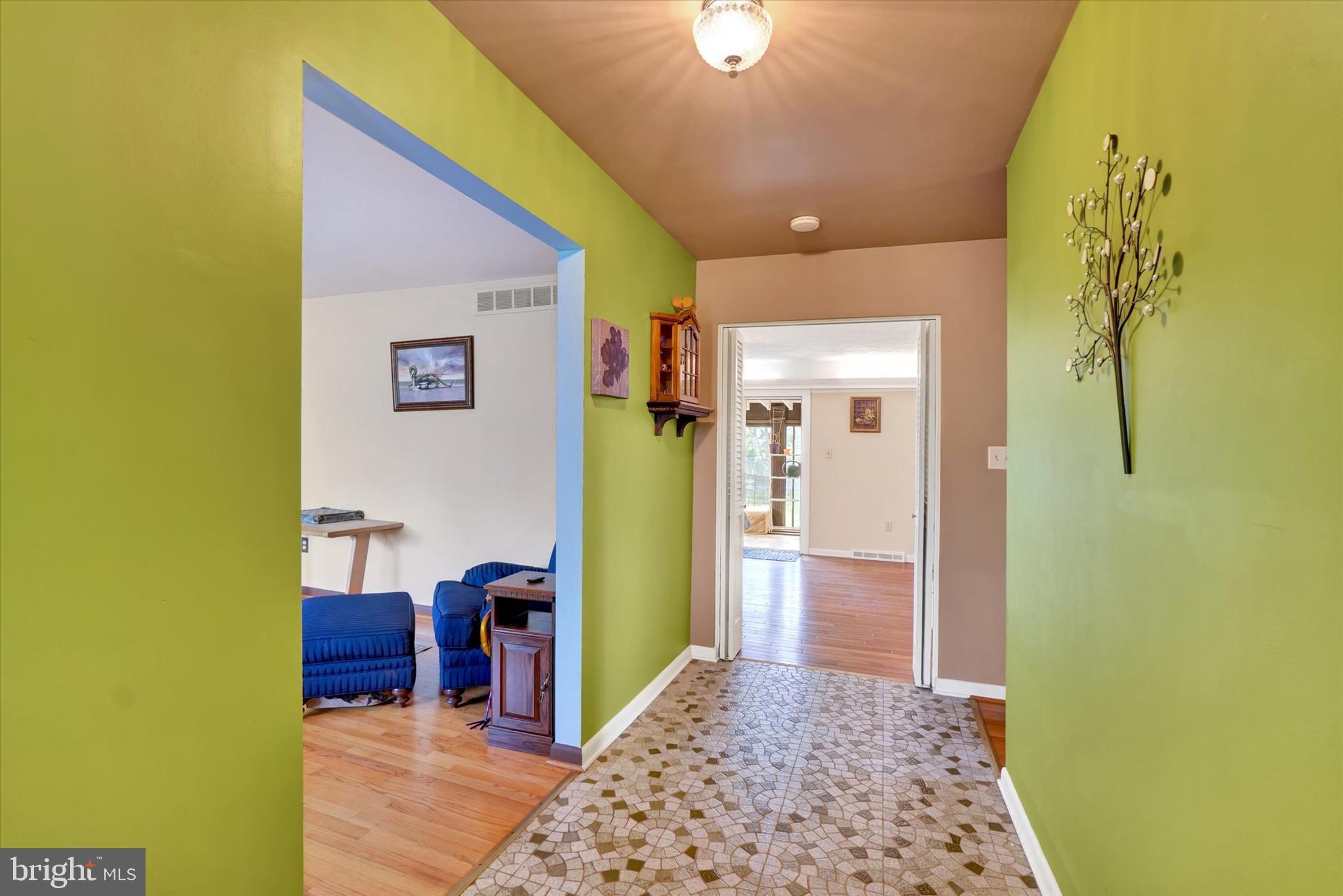 5 MARLBOROUGH DRIVE