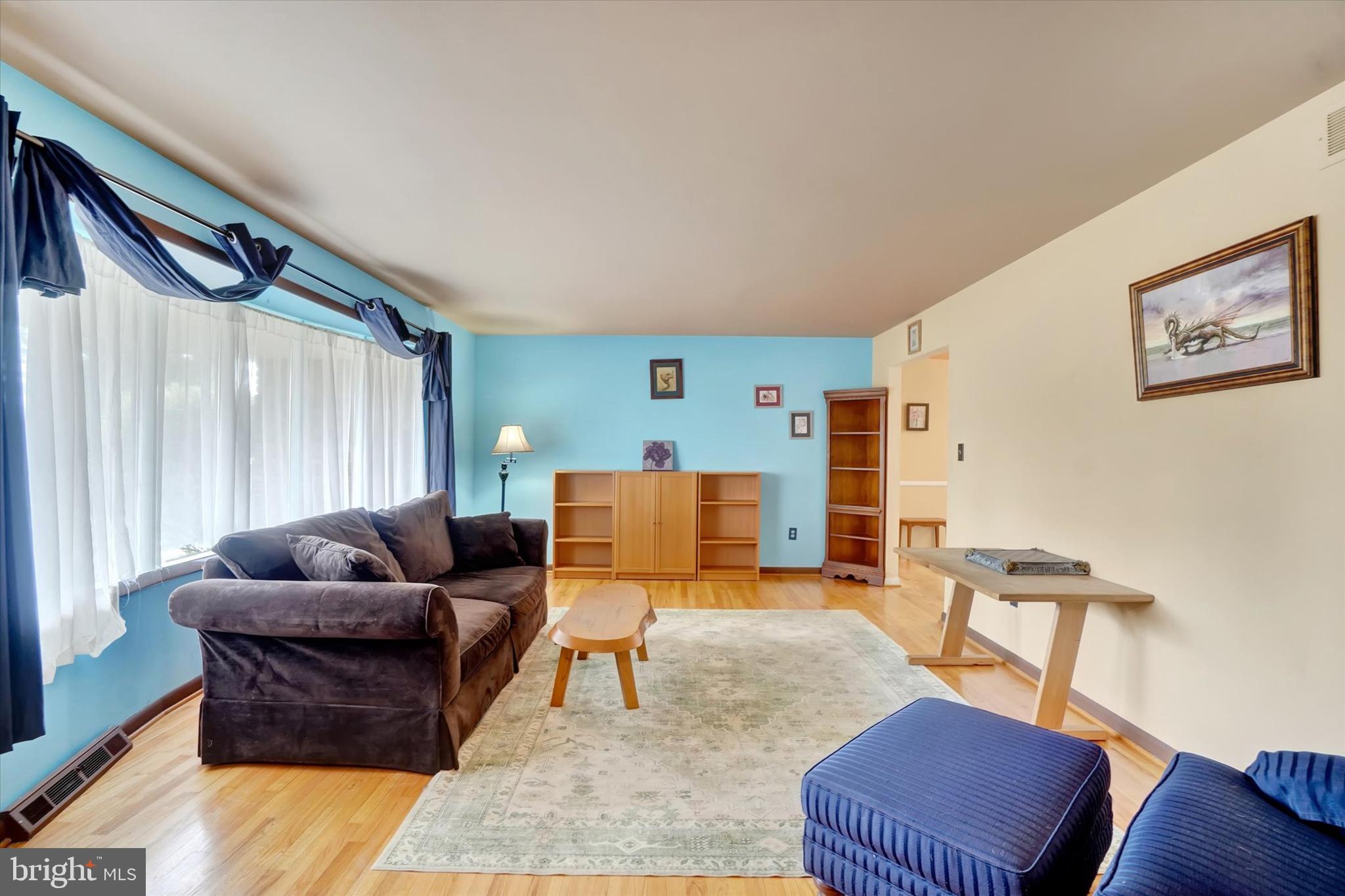 5 MARLBOROUGH DRIVE