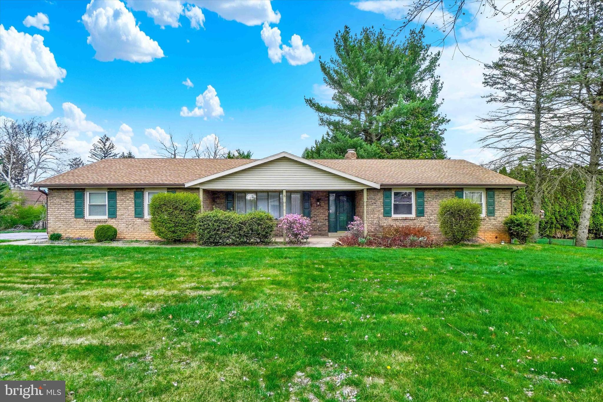 5 MARLBOROUGH DRIVE
