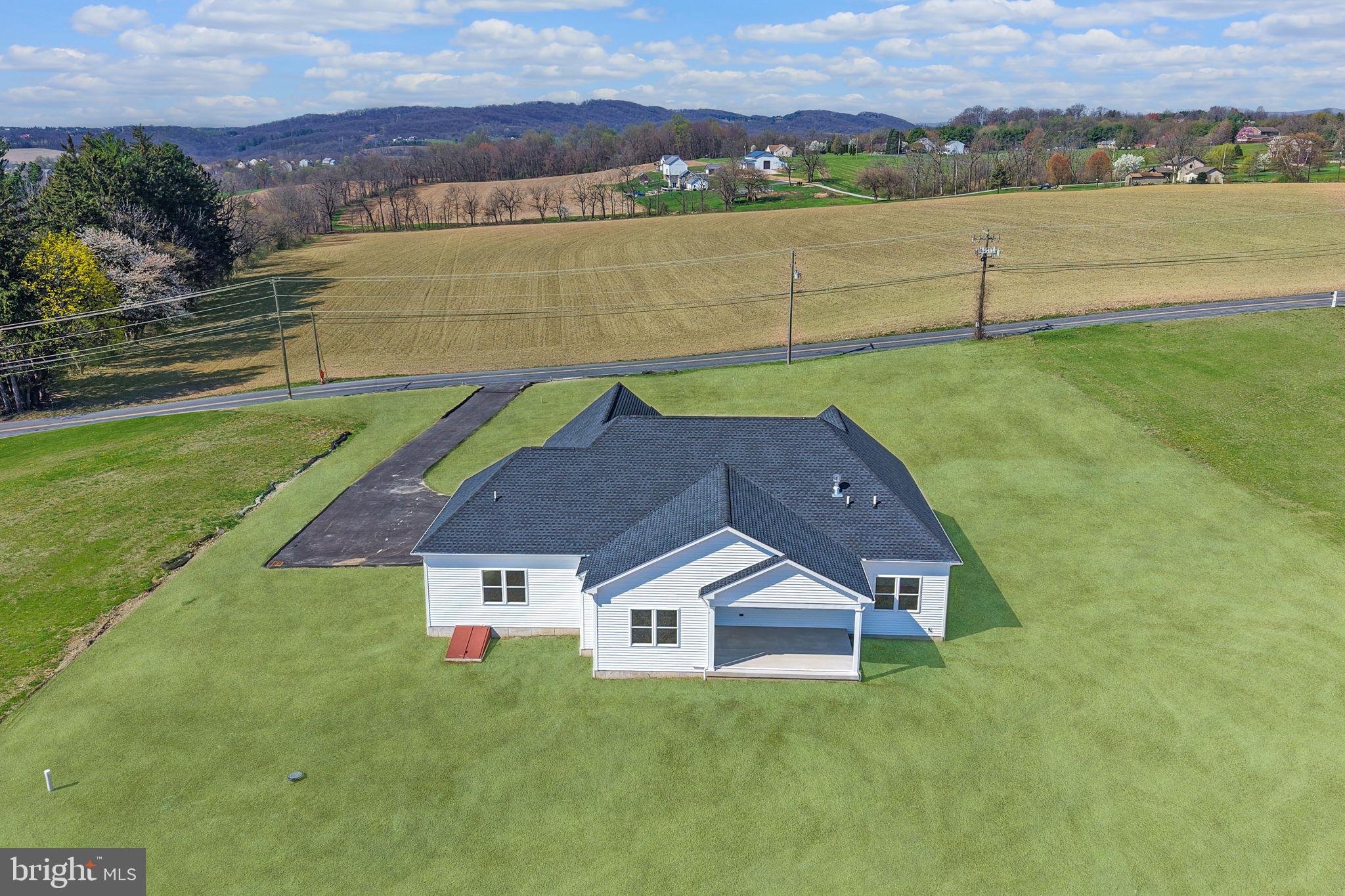 448 LONG LANE