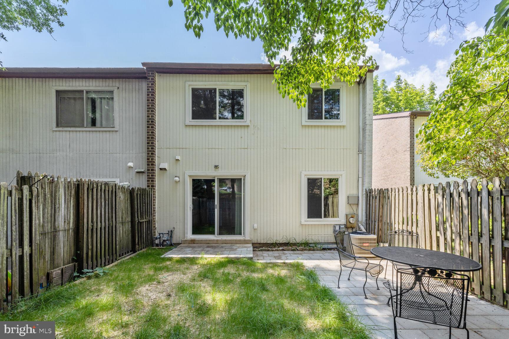 WALKERS CHOICE - Residential Lease