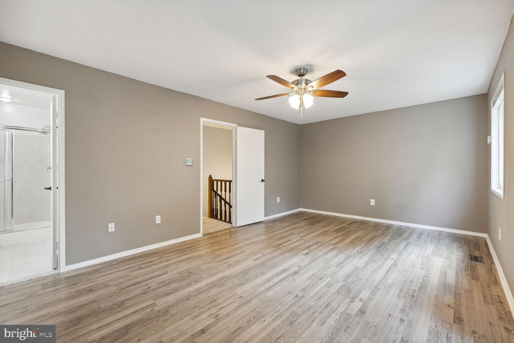 WALKERS CHOICE - Residential Lease