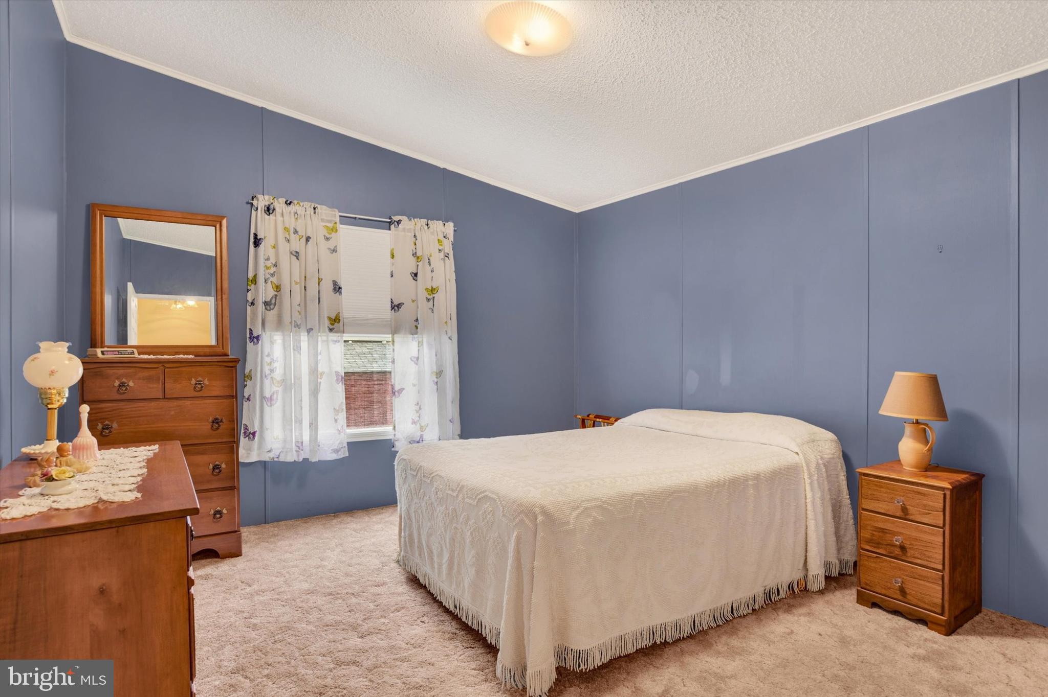 COUNTRY MANOR FARMS - Residential