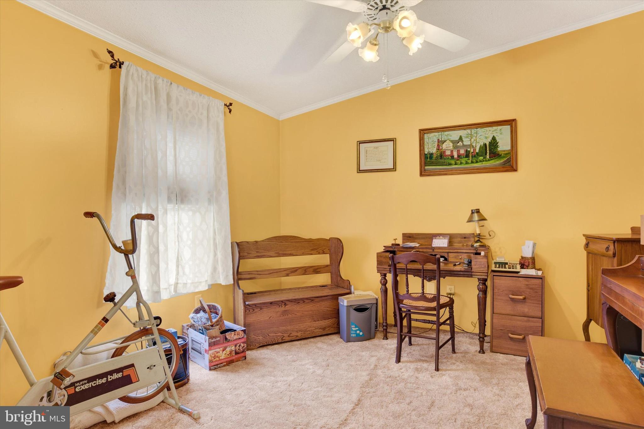 COUNTRY MANOR FARMS - Residential