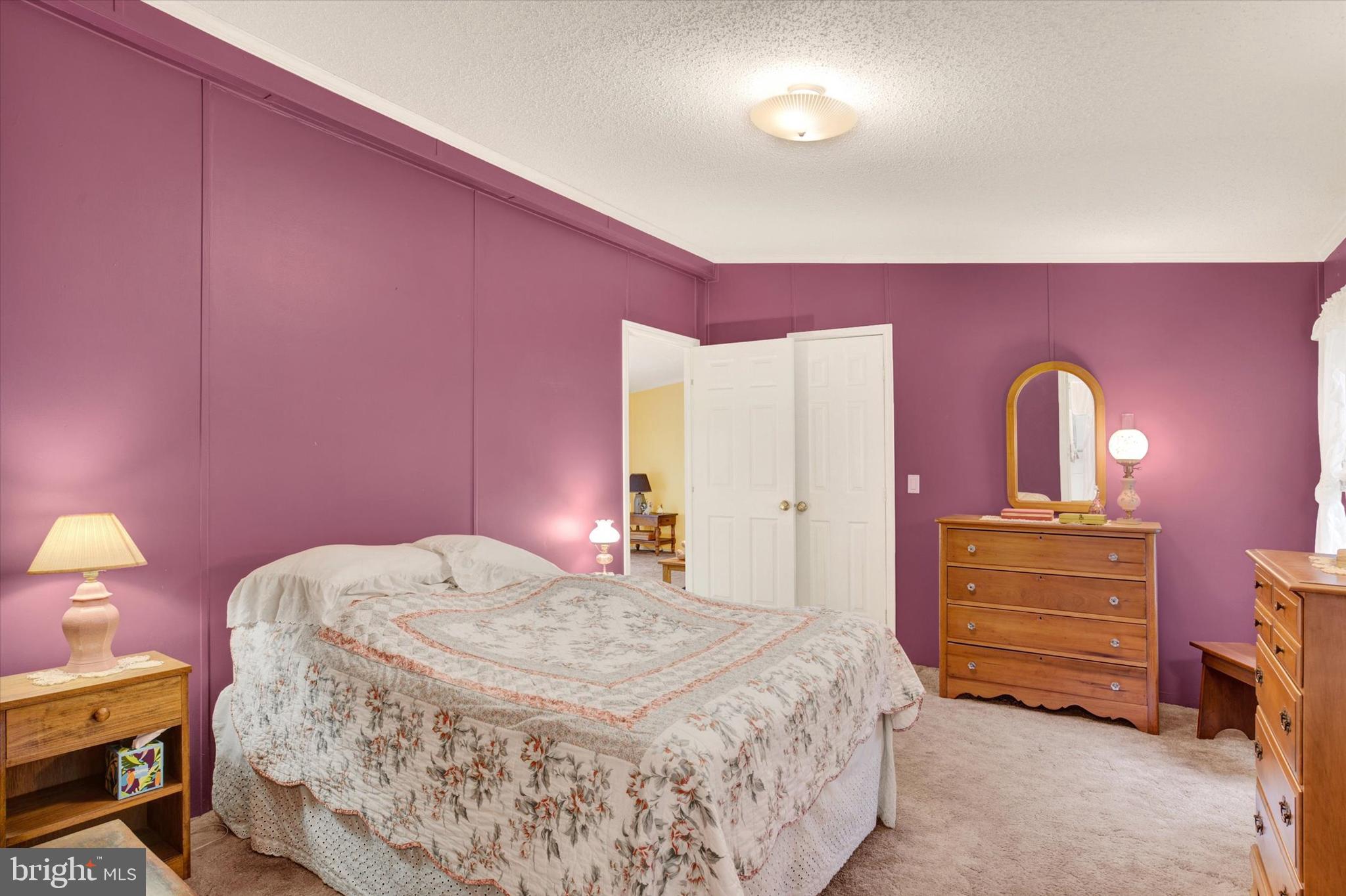 COUNTRY MANOR FARMS - Residential