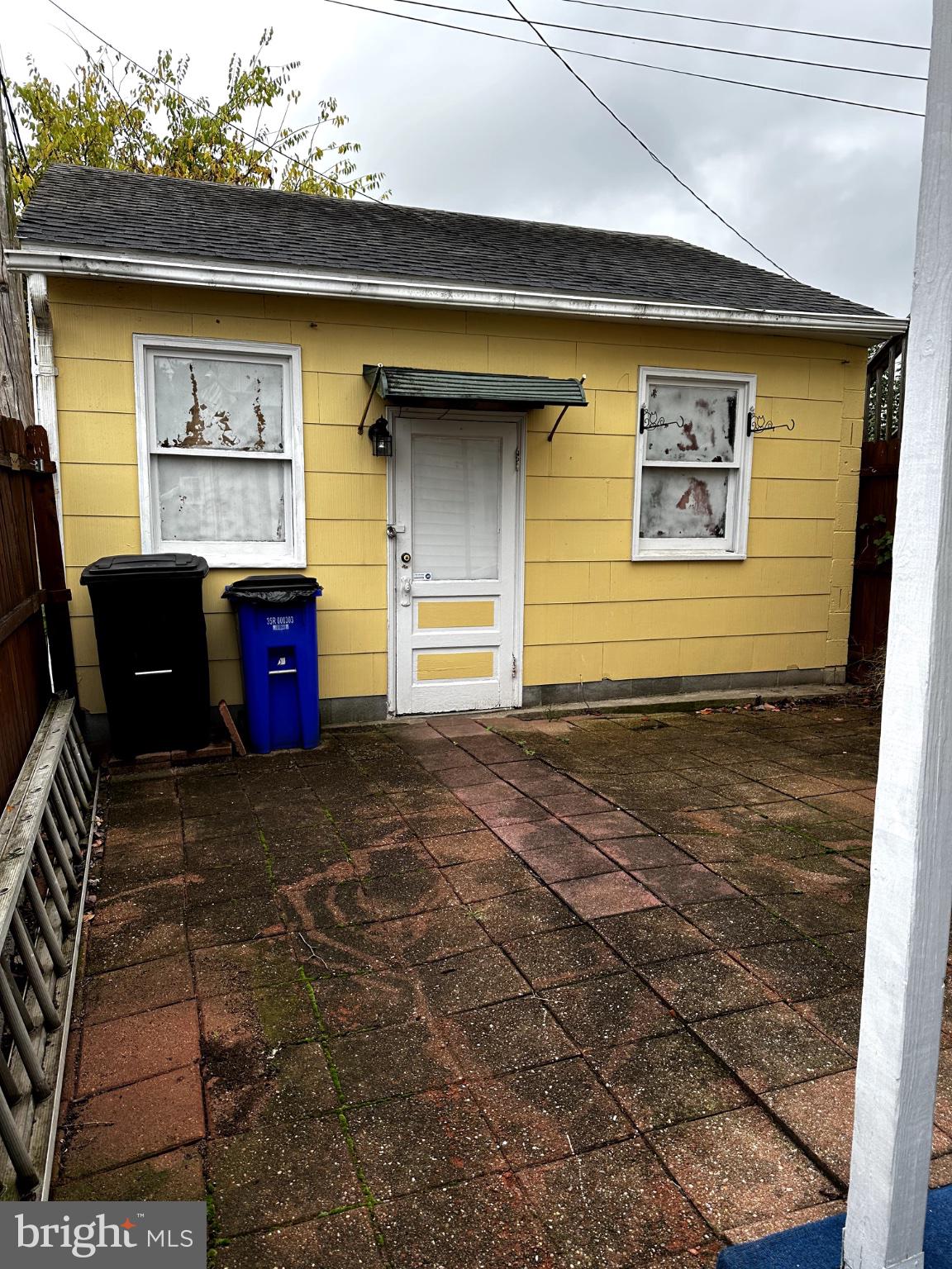 1 W HOWARD STREET