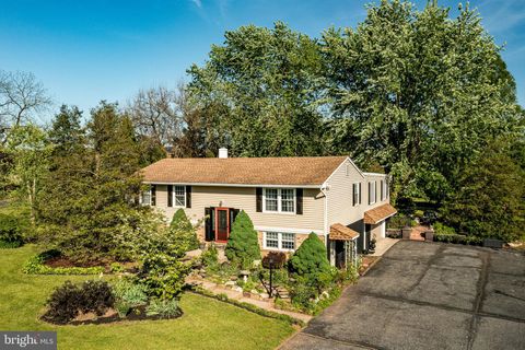 Photo of 13 Wartman Road, COLLEGEVILLE, PA 19426 (MLS # PAMC2179230)