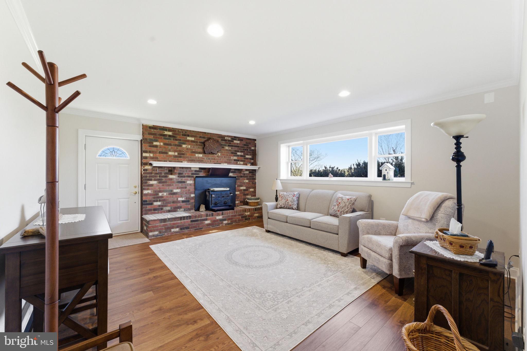 MOUNT HOPE ESTATES - Residential