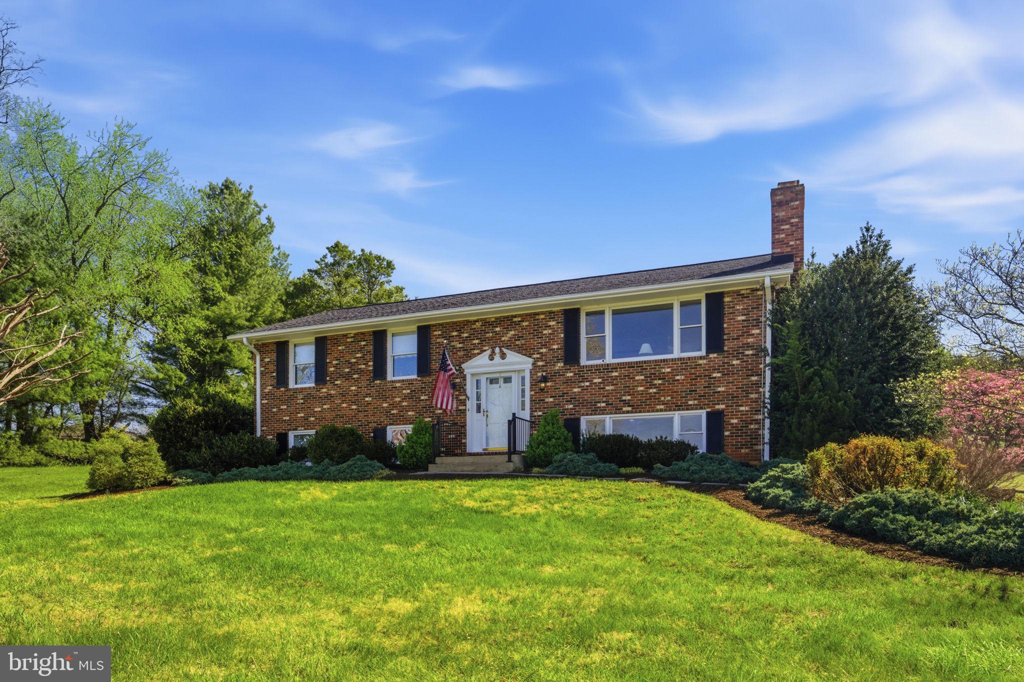 MOUNT HOPE ESTATES - Residential