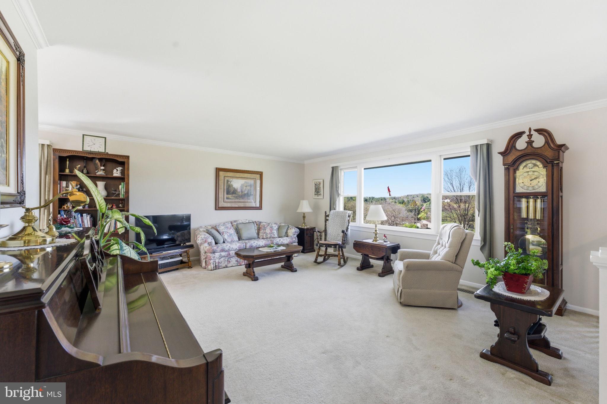 MOUNT HOPE ESTATES - Residential