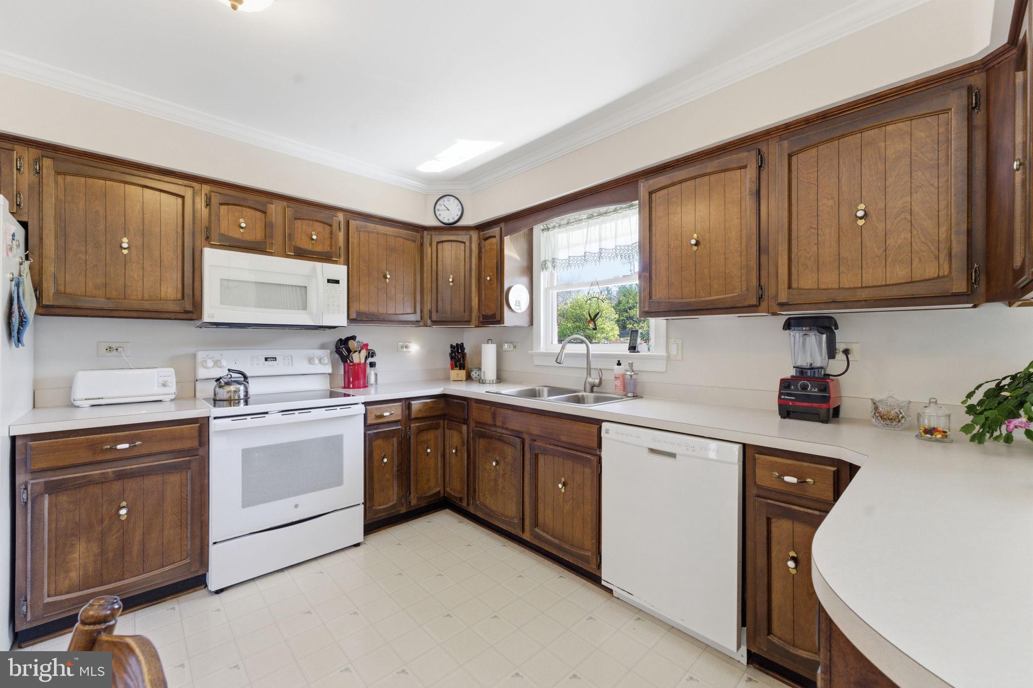 MOUNT HOPE ESTATES - Residential