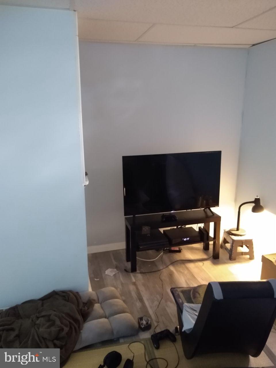 THE HIGHLANDS - Residential