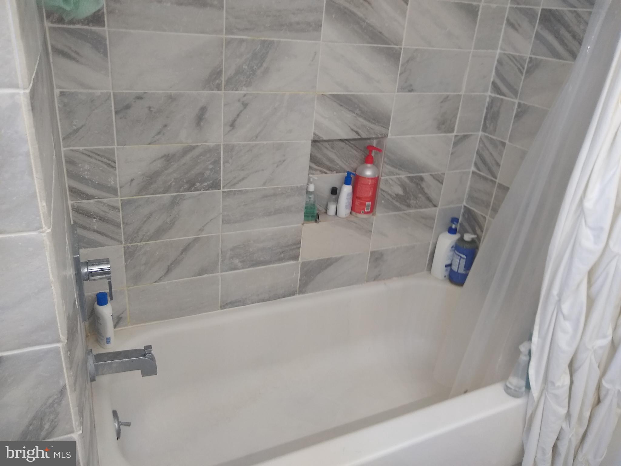 THE HIGHLANDS - Residential