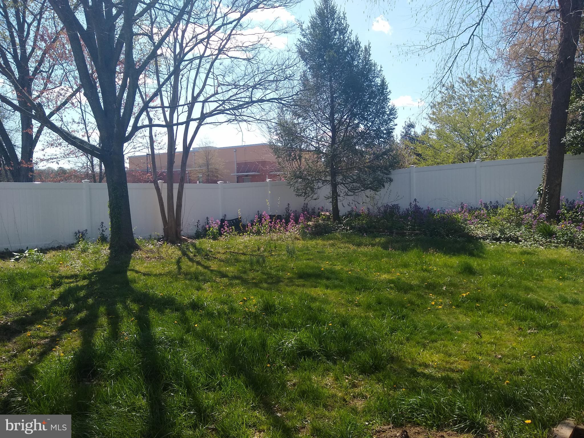 THE HIGHLANDS - Residential