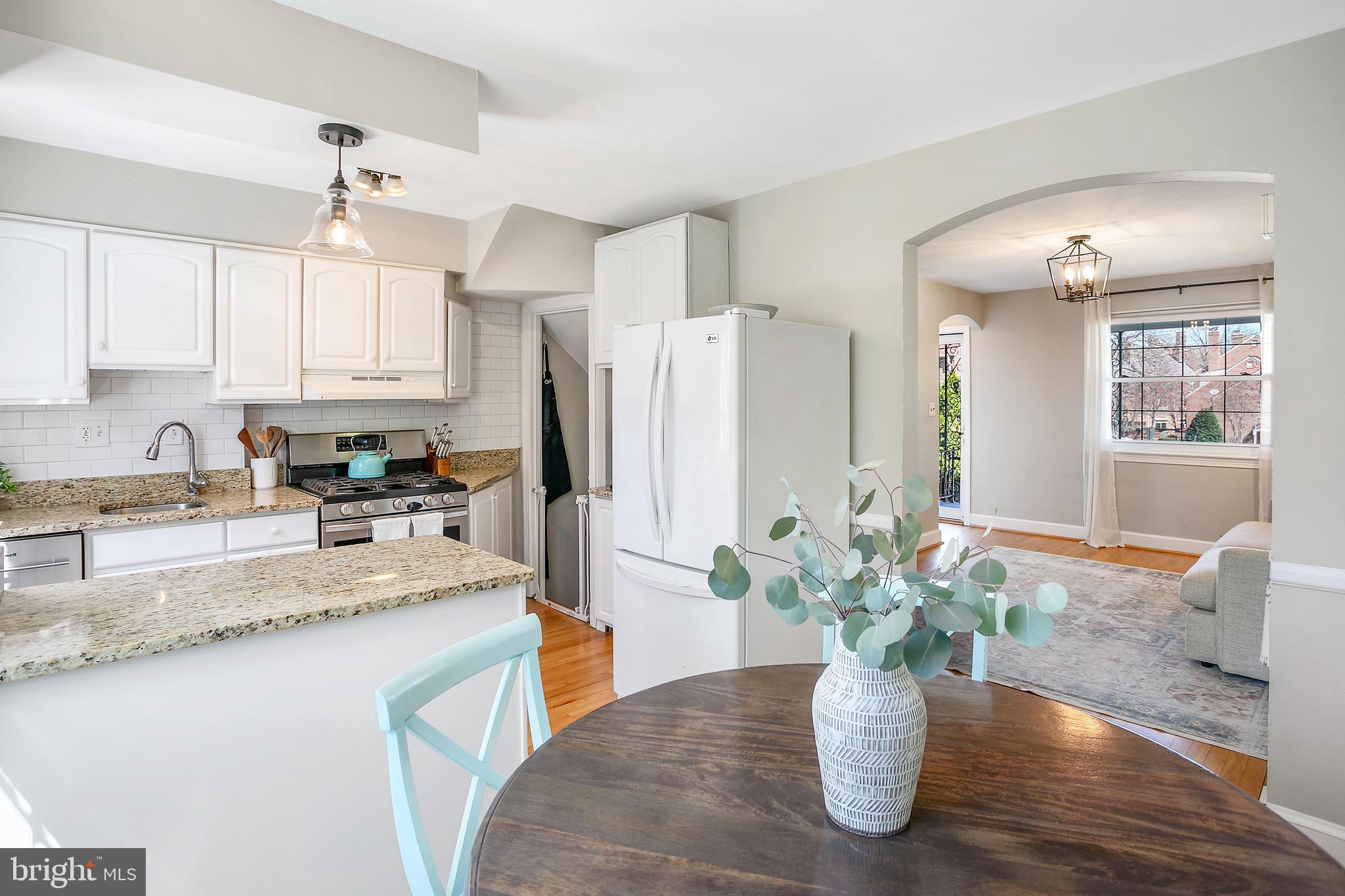 OLD TOWN ALEXANDRIA - Residential