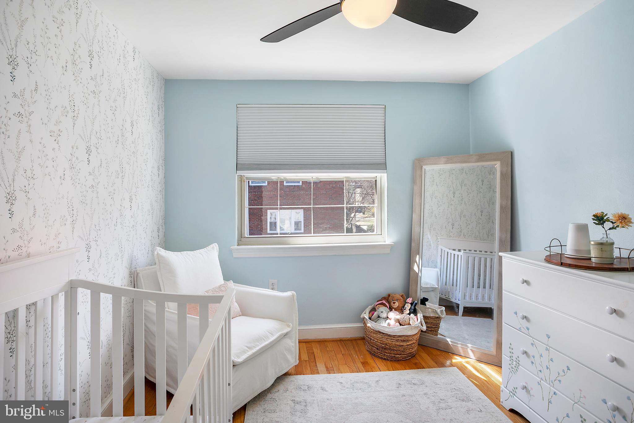 OLD TOWN ALEXANDRIA - Residential