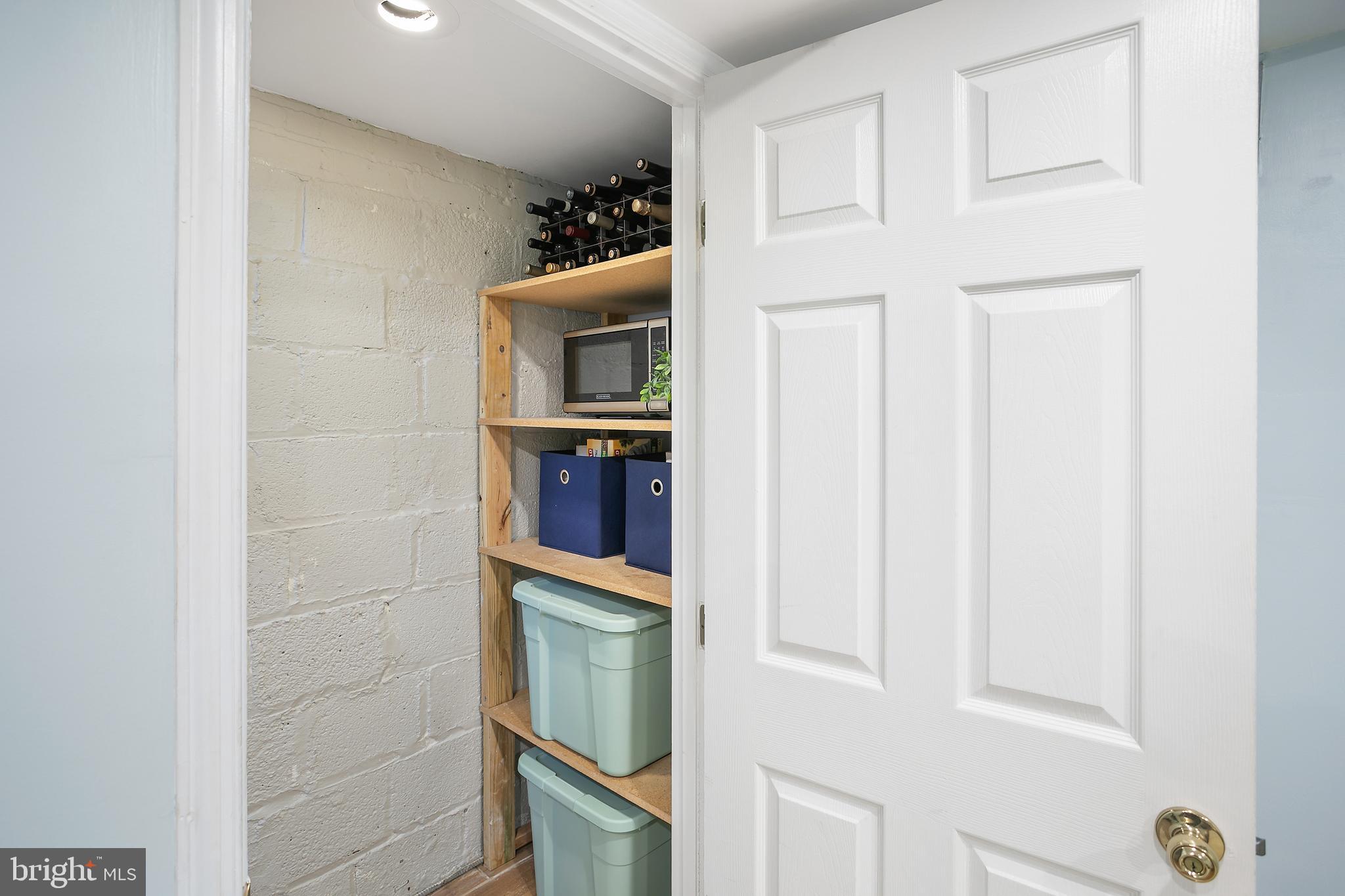 OLD TOWN ALEXANDRIA - Residential