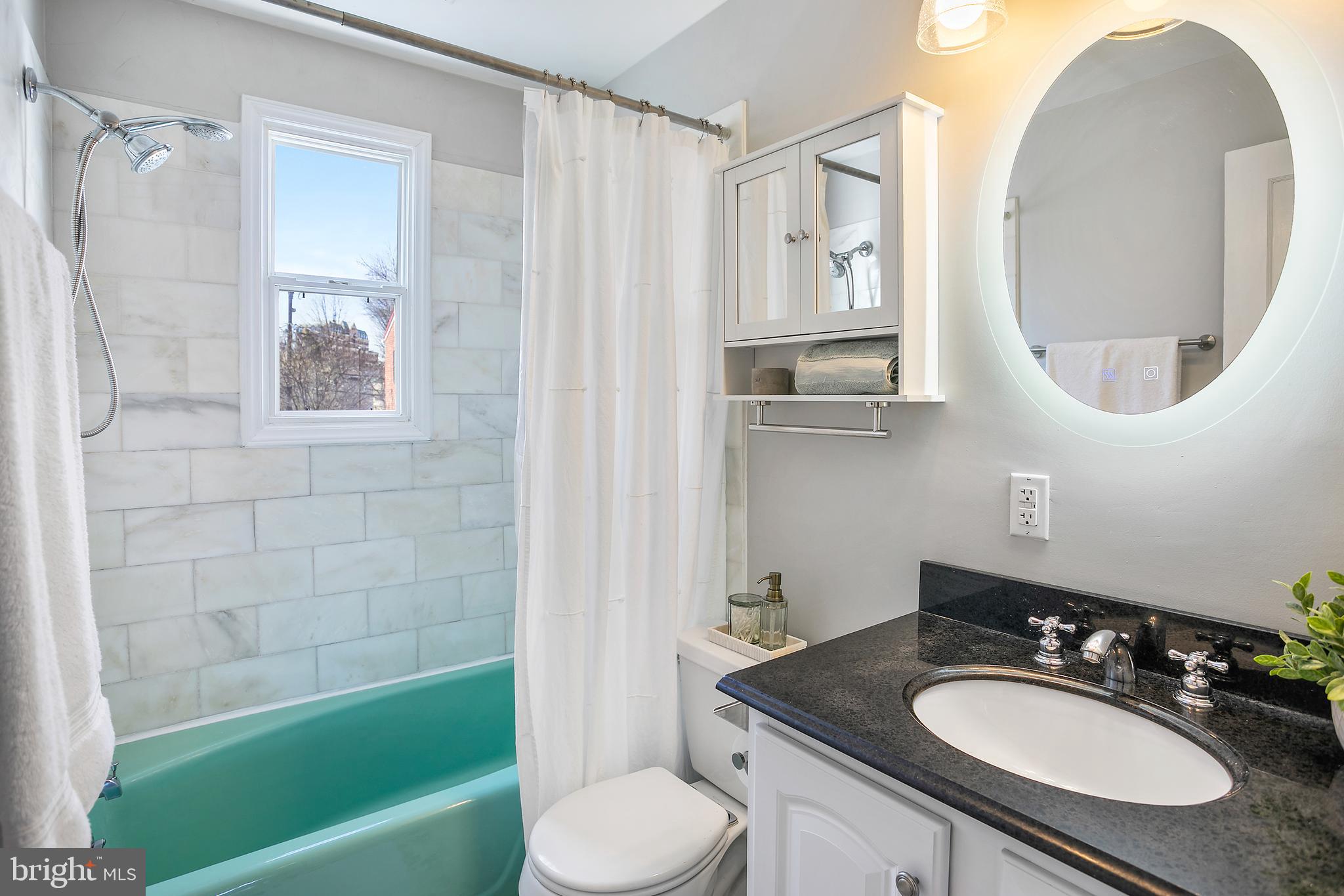 OLD TOWN ALEXANDRIA - Residential