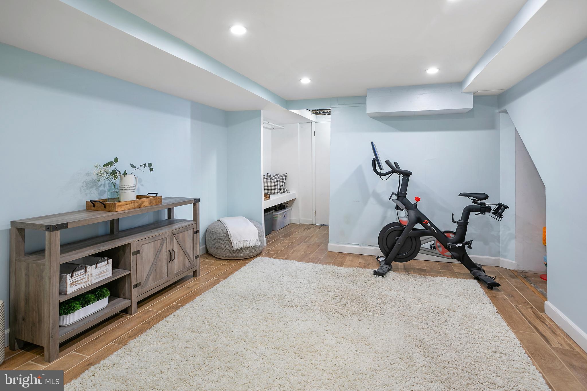 OLD TOWN ALEXANDRIA - Residential