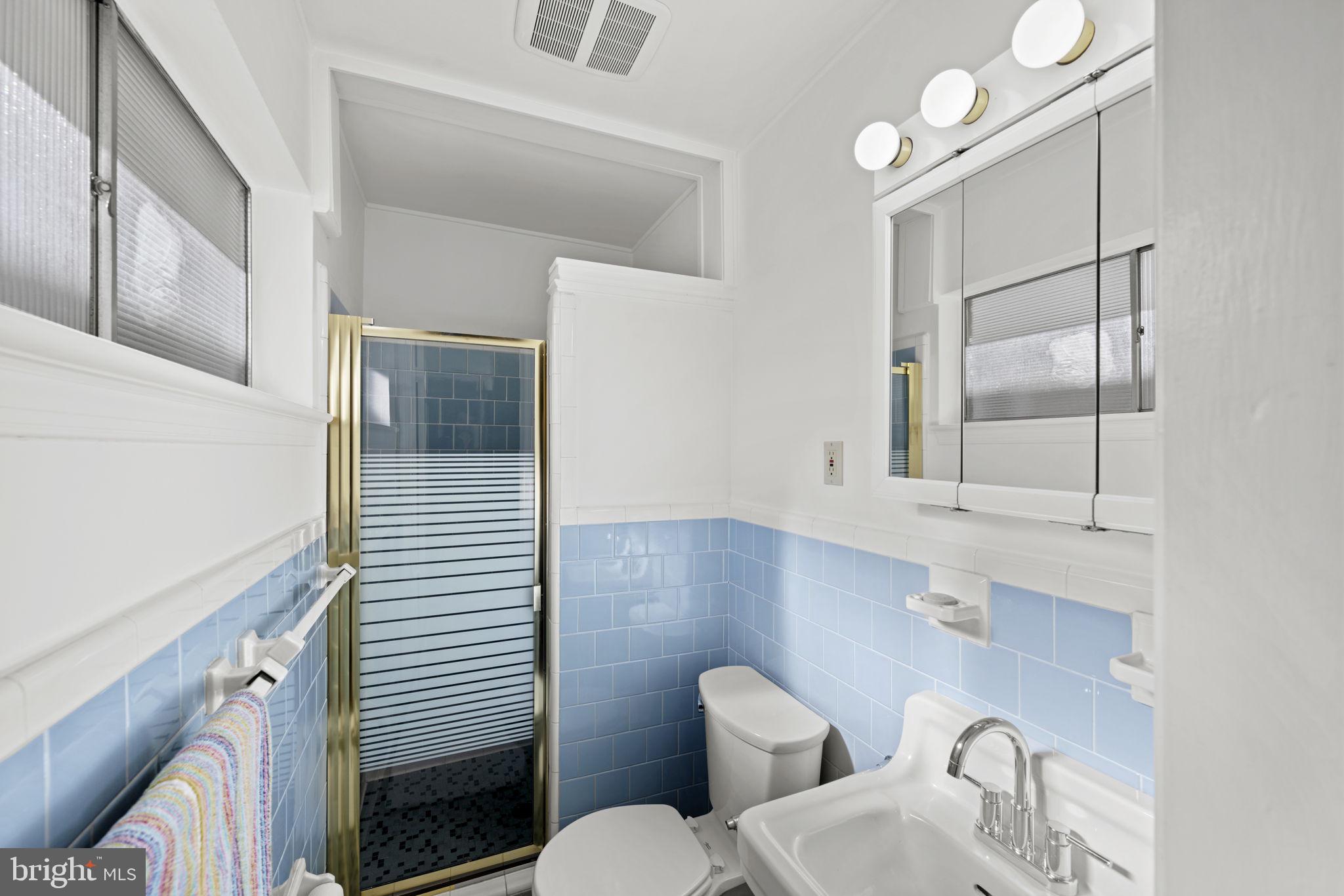 MARY KNOLLS - Residential