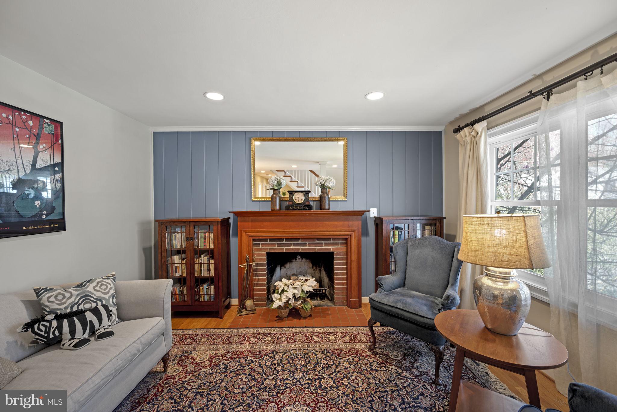 MARY KNOLLS - Residential