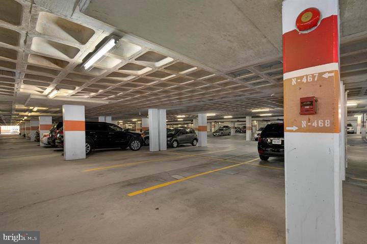 SKYLINE PLAZA - Residential Lease