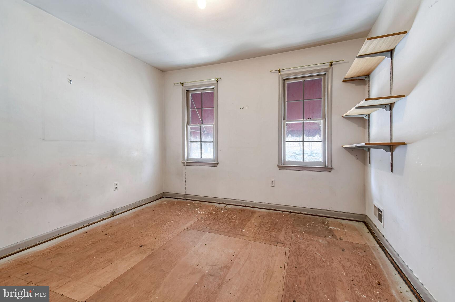 WINDING ORCHARD - Residential