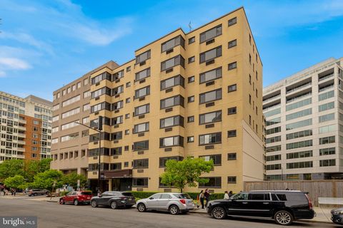 Tiny photo for 2141 I Street NW #204, WASHINGTON, DC 20037 (MLS # DCDC2259094)