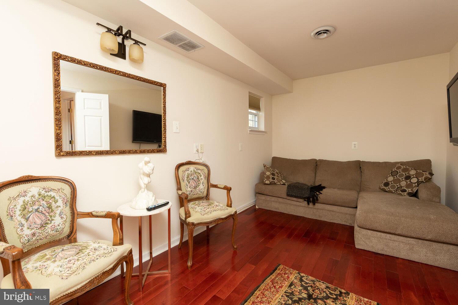 HUNTINGDON VALLEY - Residential