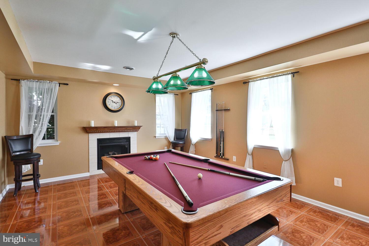 HUNTINGDON VALLEY - Residential