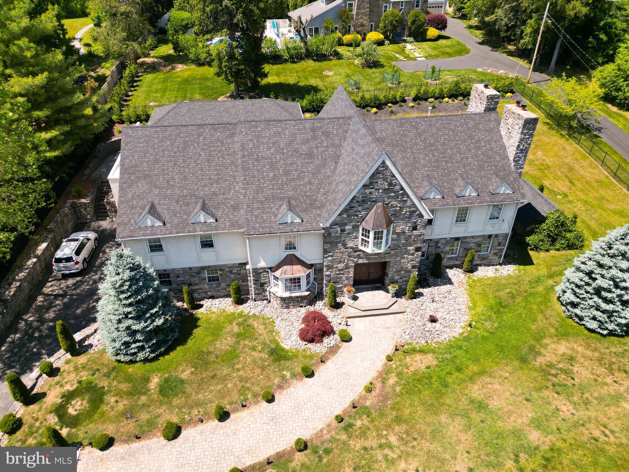 HUNTINGDON VALLEY - Residential