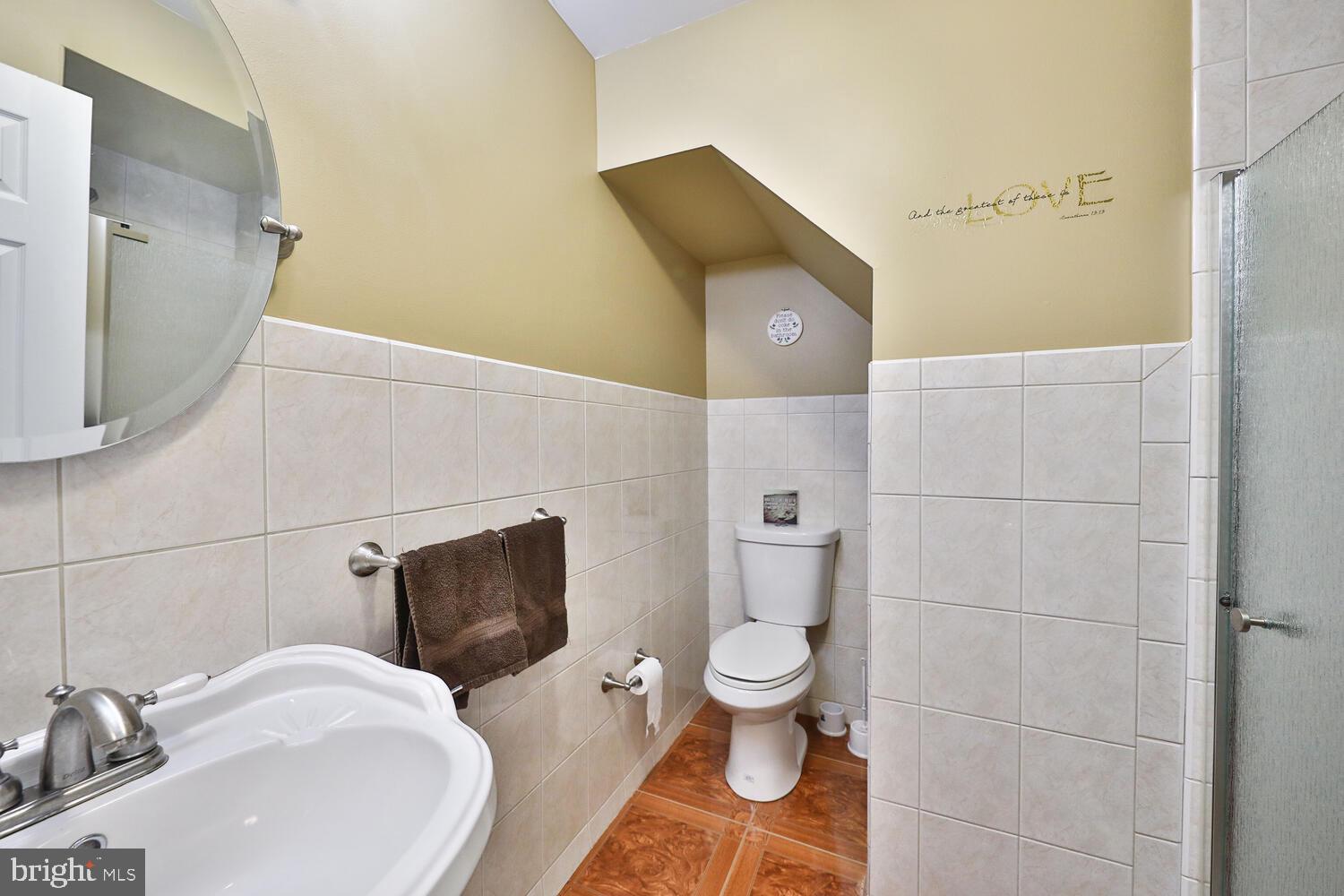 HUNTINGDON VALLEY - Residential