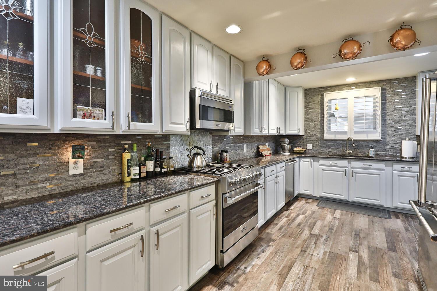 HUNTINGDON VALLEY - Residential