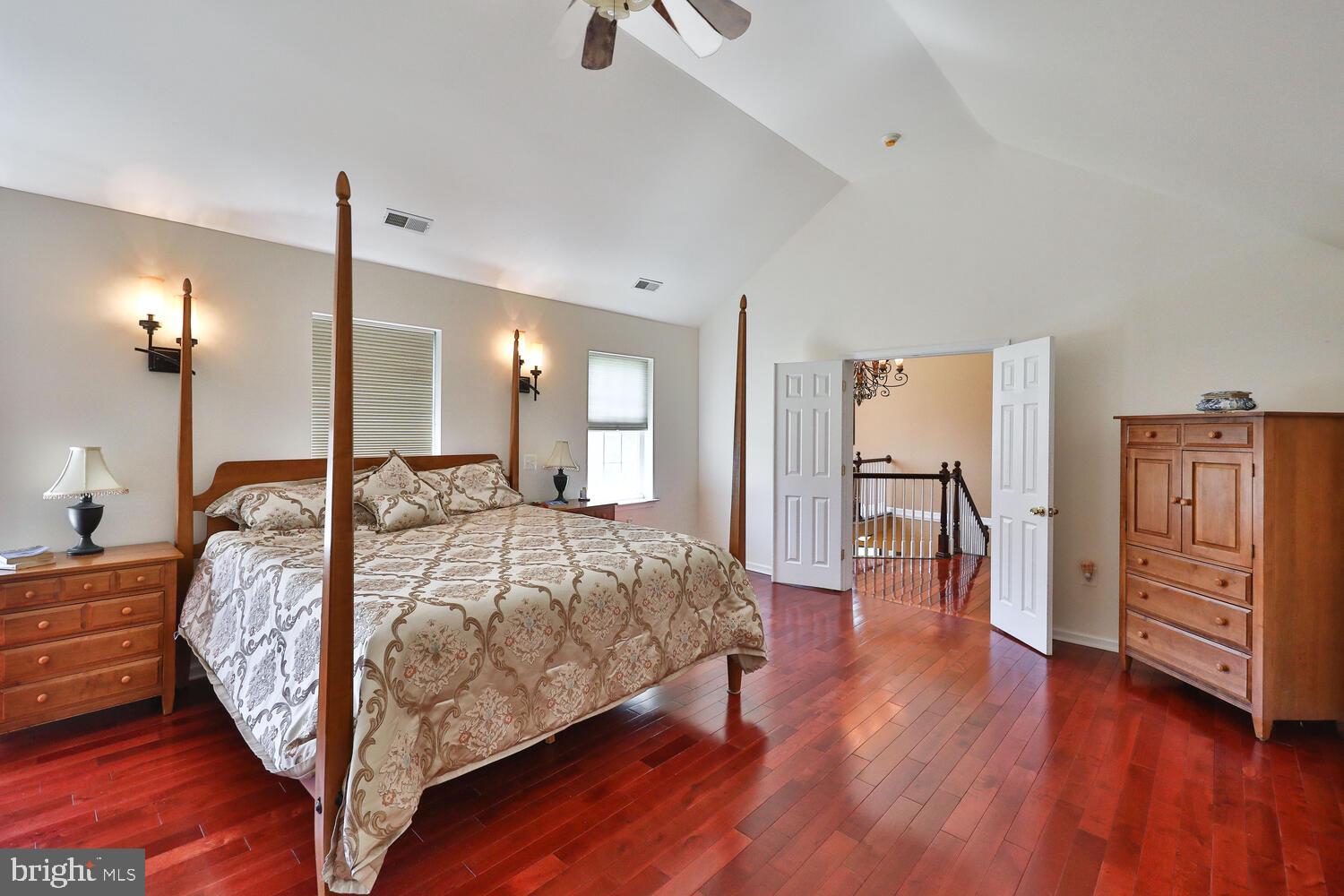 HUNTINGDON VALLEY - Residential