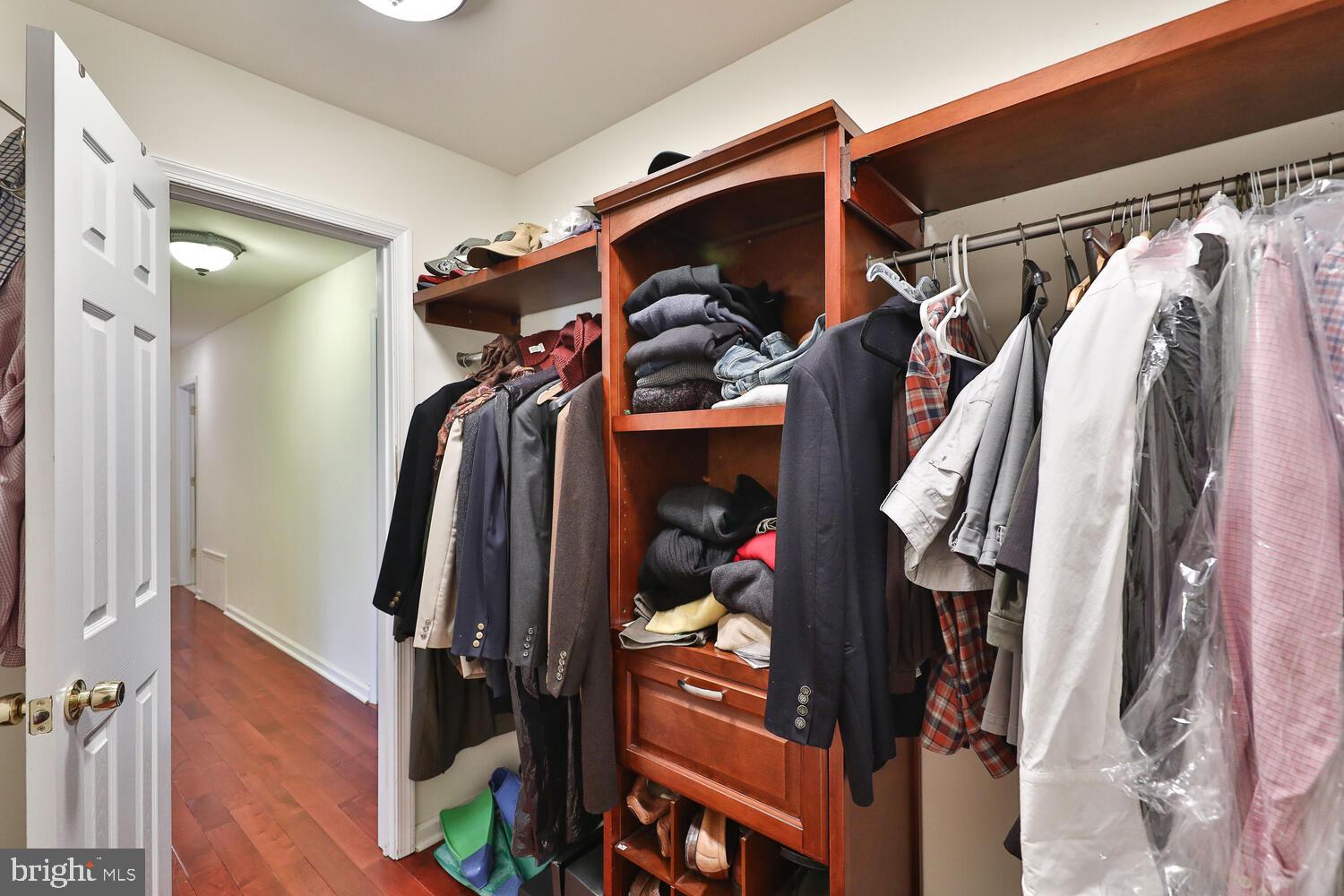 HUNTINGDON VALLEY - Residential