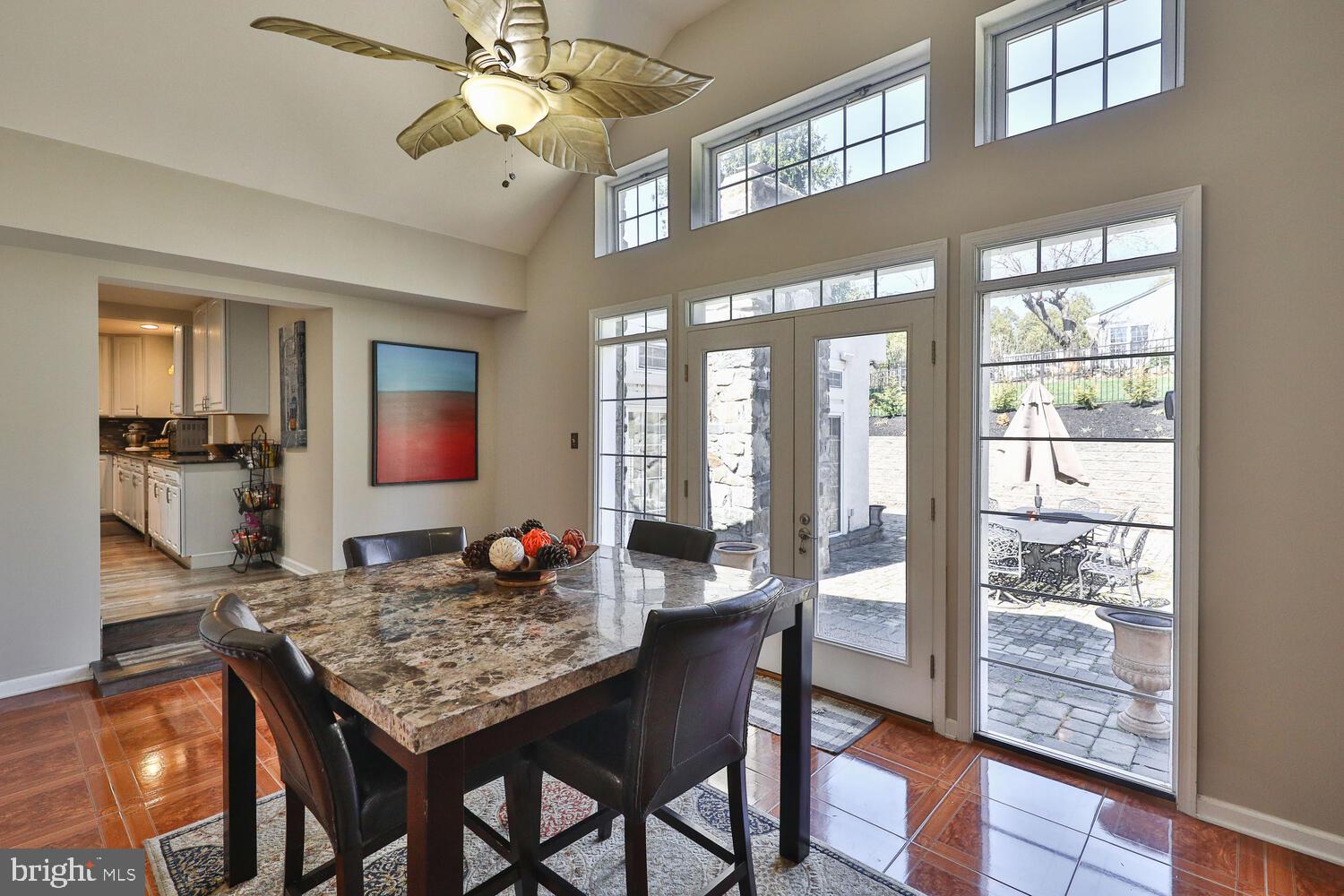 HUNTINGDON VALLEY - Residential